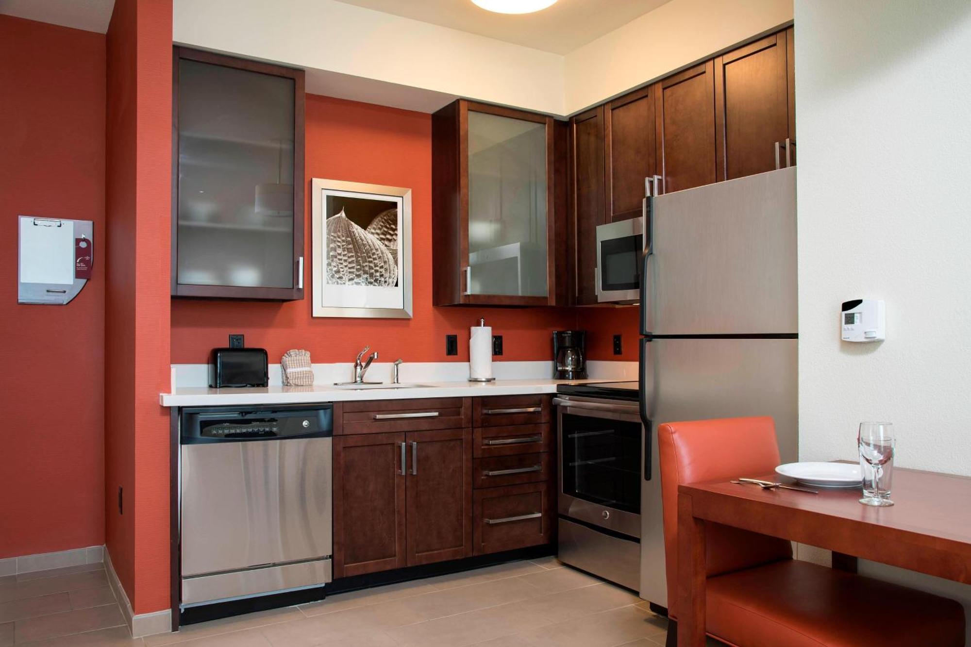 Residence Inn By Marriott Austin - University Area Экстерьер фото