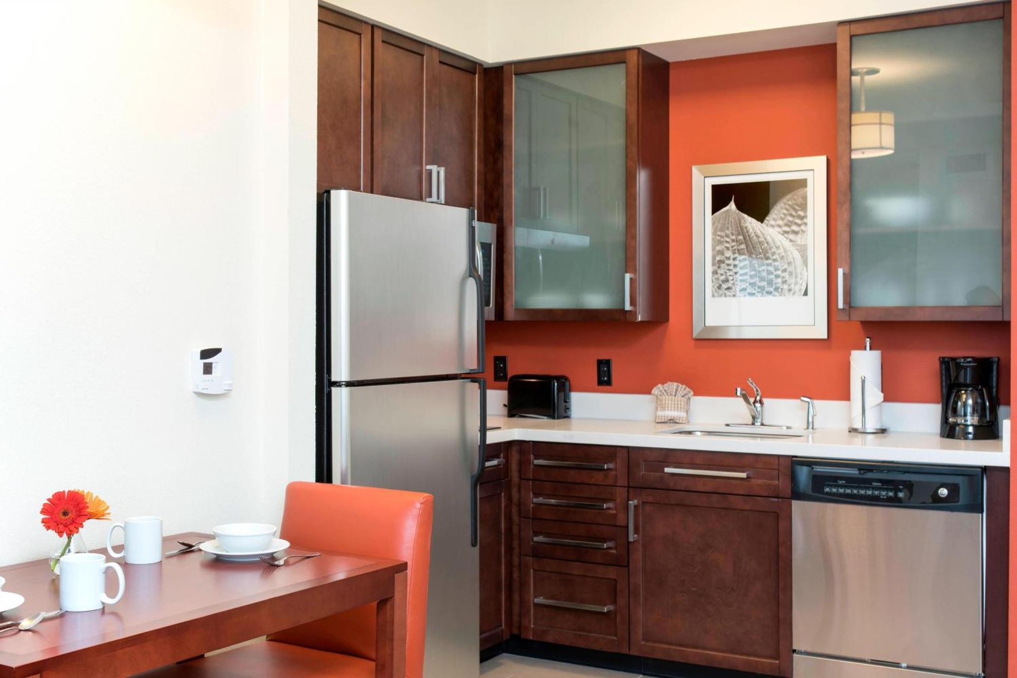 Residence Inn By Marriott Austin - University Area Экстерьер фото