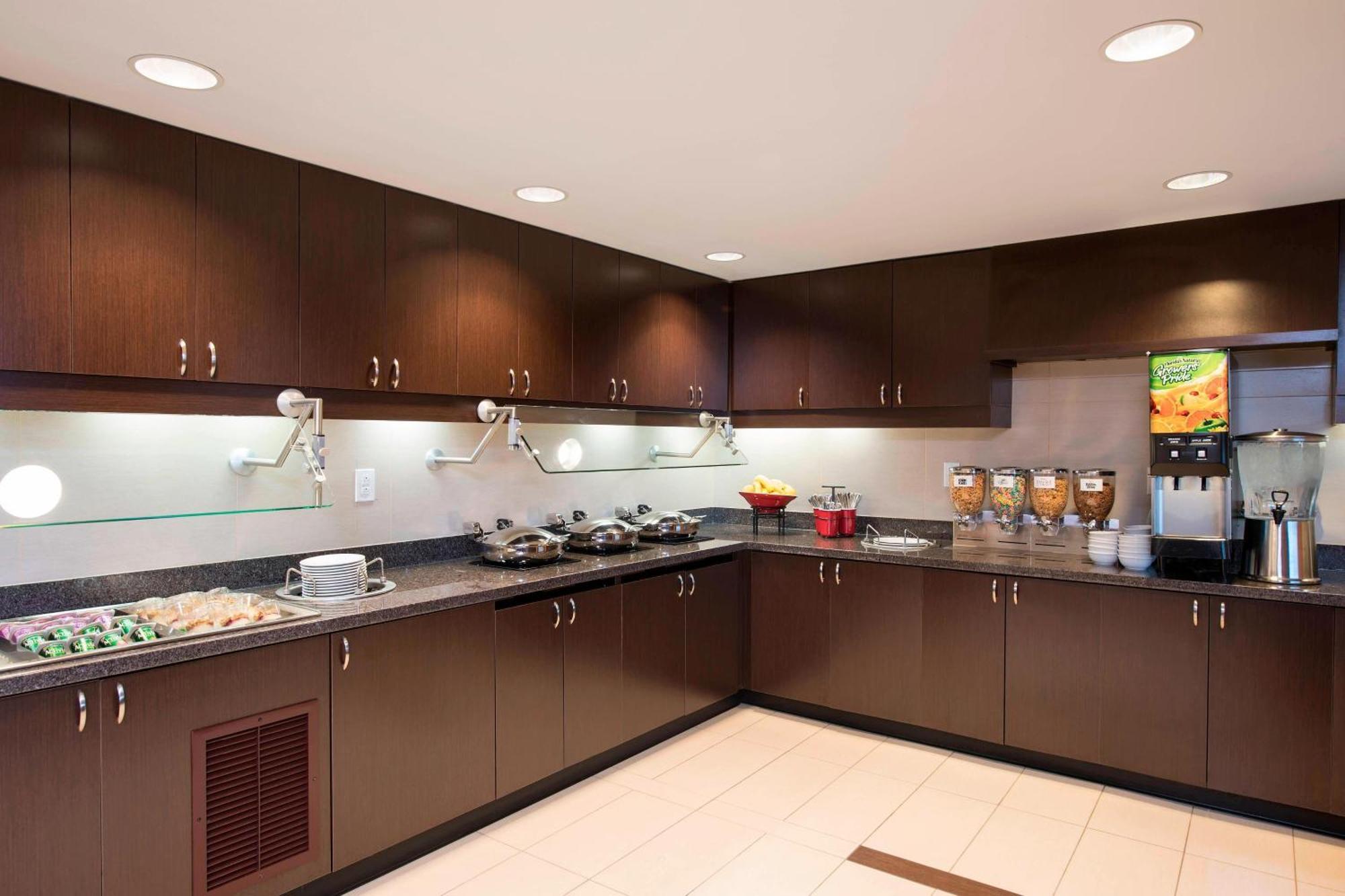 Residence Inn By Marriott Austin - University Area Экстерьер фото
