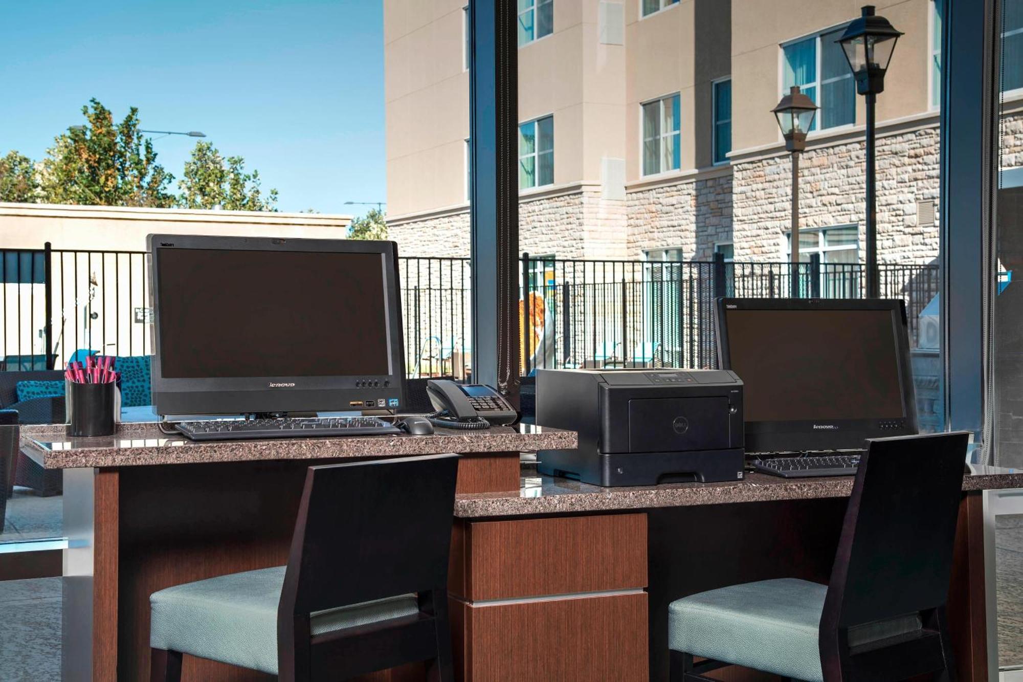 Residence Inn By Marriott Austin - University Area Экстерьер фото