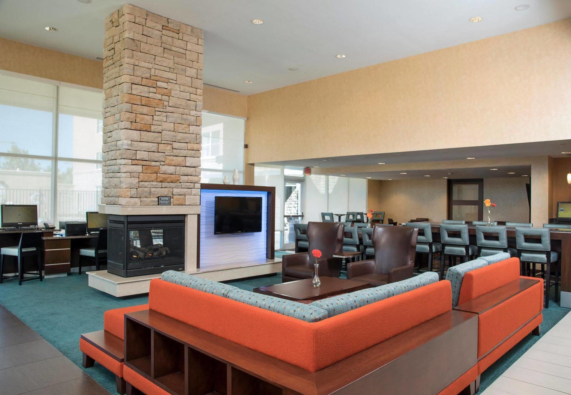 Residence Inn By Marriott Austin - University Area Экстерьер фото
